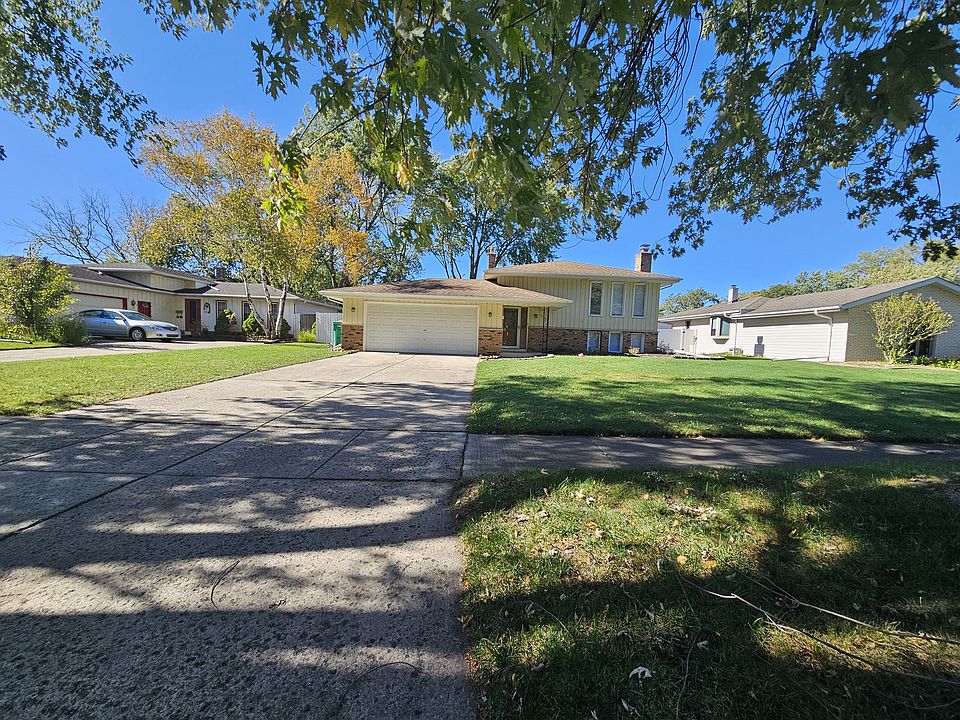 1st image of 9536 Elmwood Dr
