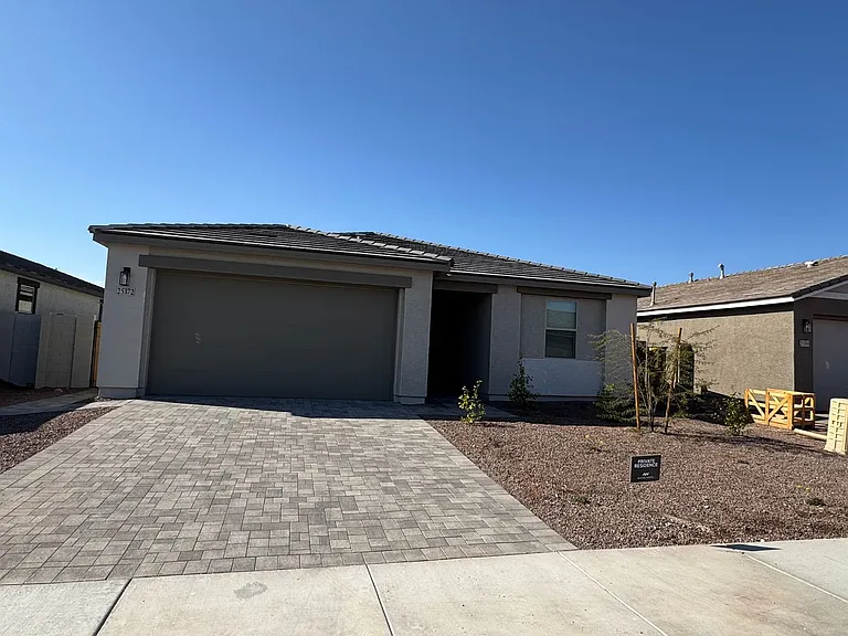 25372 N 76th Dr — Photo 1