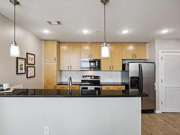 2nd image of 5925 Almeda Rd Unit 12202