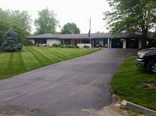 6075 E Walnut Rd, Springfield, IL 62712