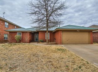 711 15th St, Shallowater, TX 79363
