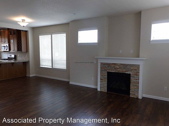 3rd image of 7798 NE Julie Ann Ln