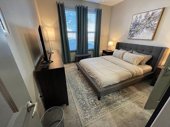 5th image of 1330 Galleria Pl #2130