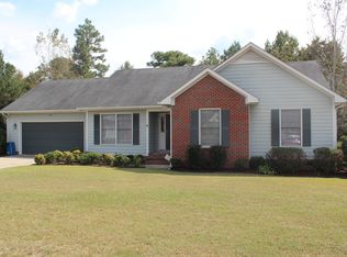 515 Pickington Cir, Fayetteville, NC 28303