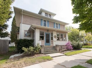 709 Bluff Ave, Sheboygan, WI 53081