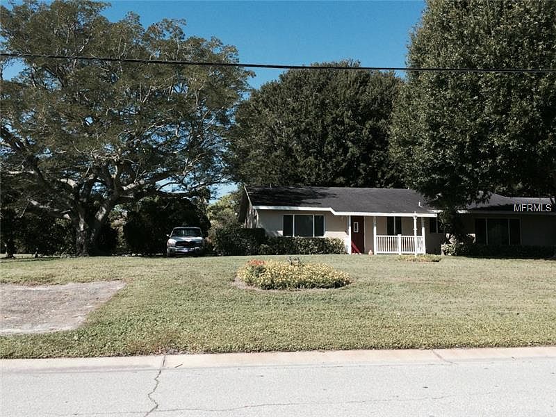 2nd image of 216 39th St E