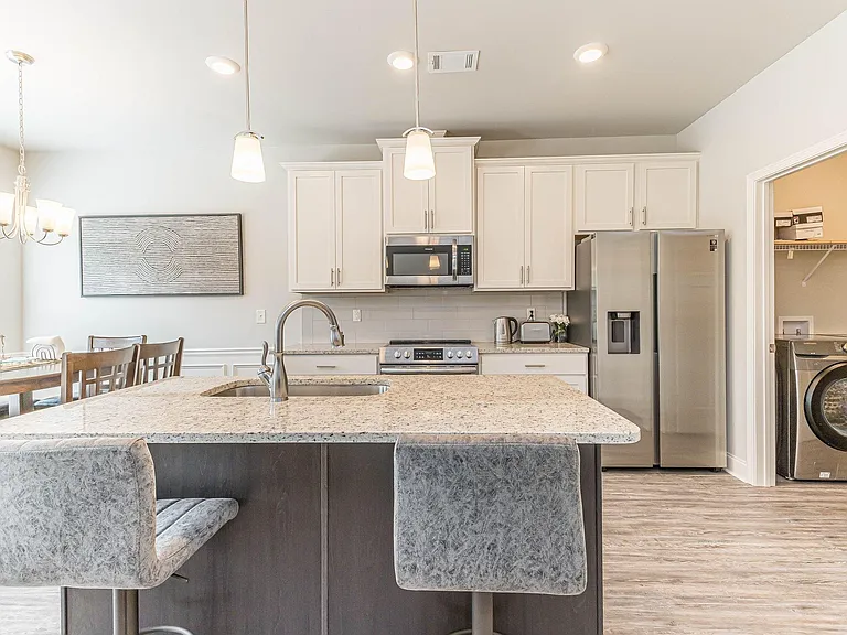 1380 Sugar Glen Ct — Photo 37