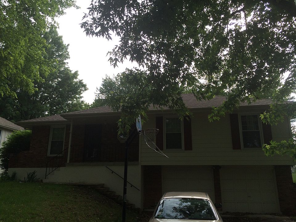 front yard with bb goal