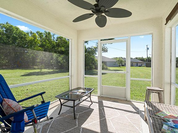 3rd image of 2233 Blackwell Dr