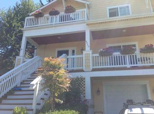 6030 28th Ave NE, Seattle, WA 98115