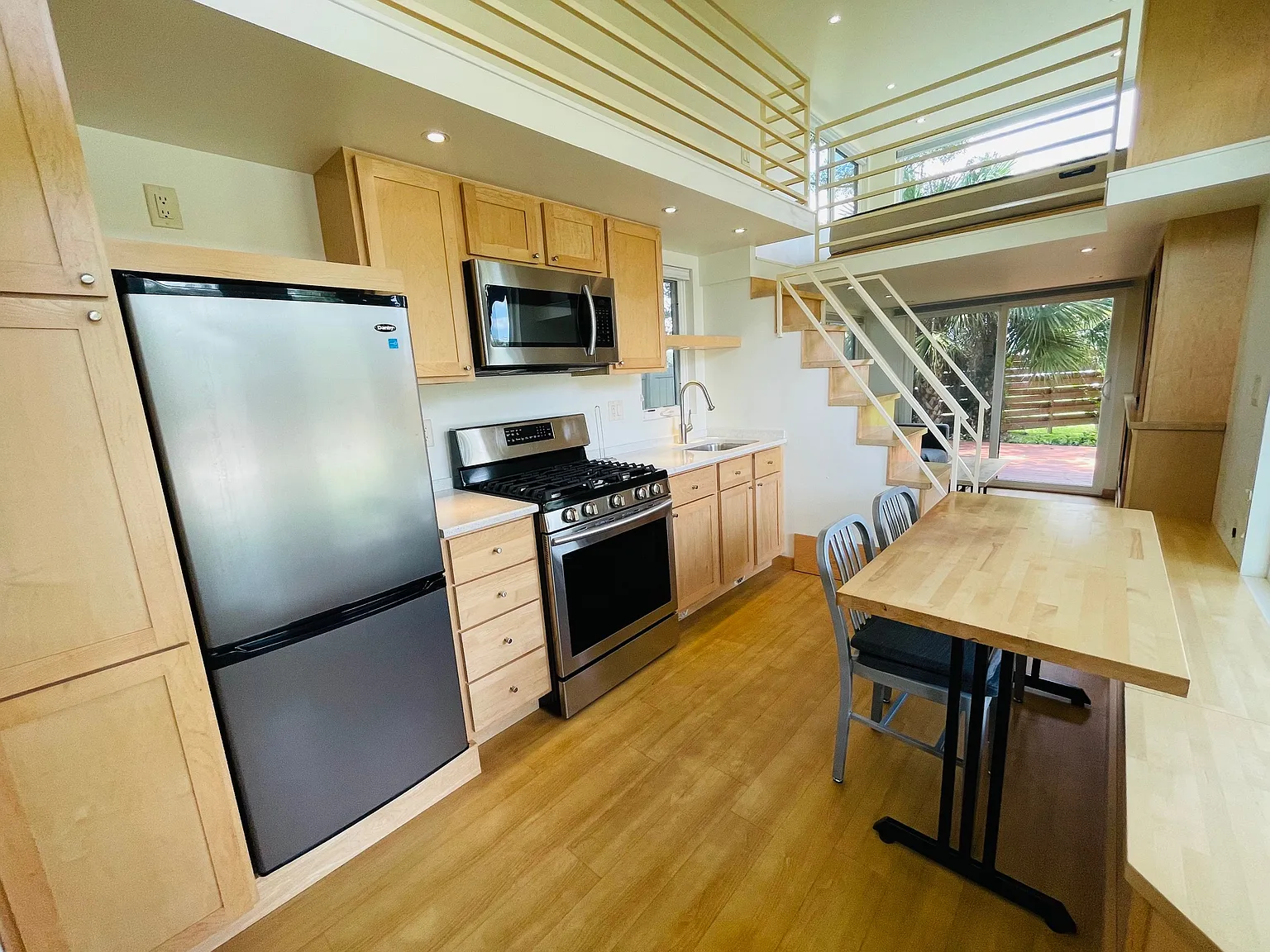 1 bed, 390 sqft, $1,550 — Photo 4