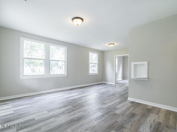 5th image of 521 WILLOW BRANCH Avenue