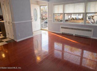 26 Driggs St, Staten Island, NY 10308