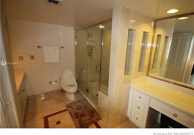 5151 Collins Ave #1030 — Photo 19