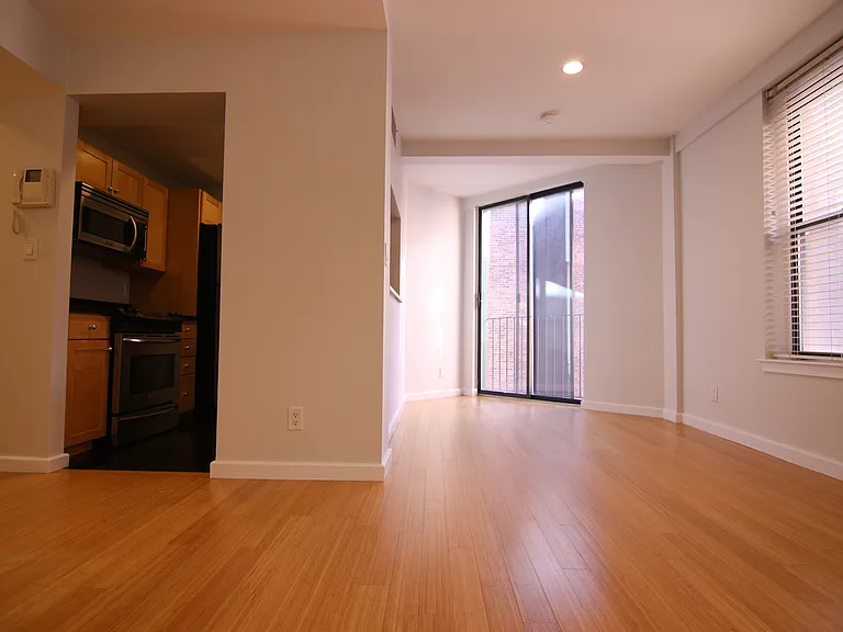 Deacon Court - 1661 Washington Street — Photo 95