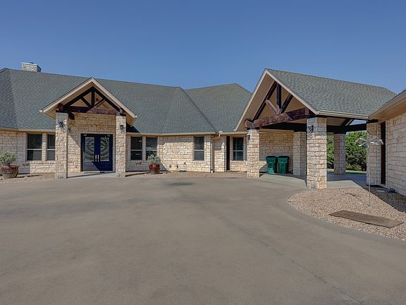 4th image of 1754 Highland Dr