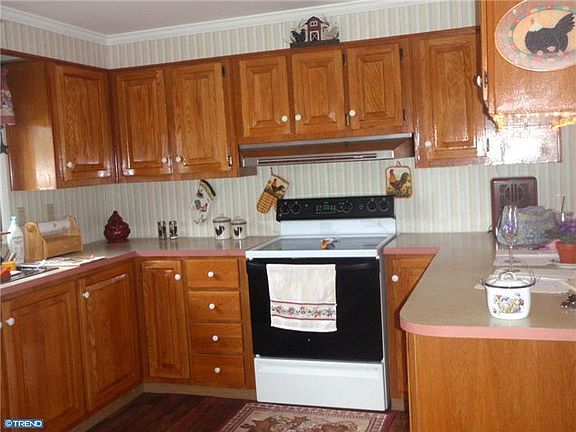 2nd image of 1203 Finch Ct