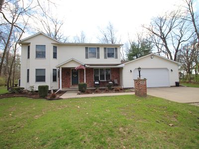 13736 Burr Oak Rd, Bloomington, IL, 61705