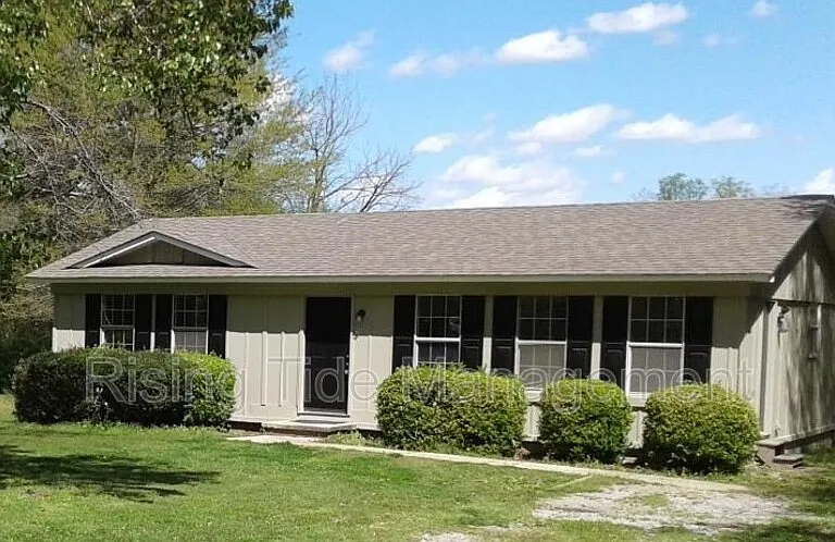 6109 Shady Ln — Photo 1