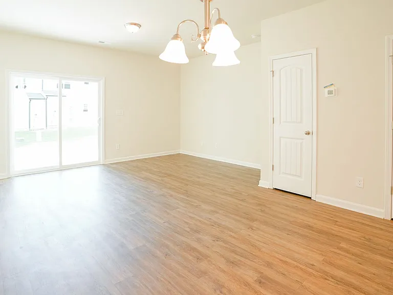 40 Zion Pl — Photo 4