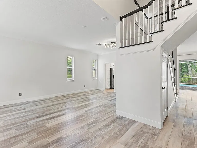 9307 Poplar Creek Ct — Photo 24