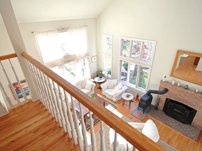25 Laurel Hill Ln — Photo 9