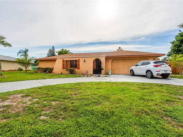 6908 Pennsylvania Ave, Sarasota, FL 34243