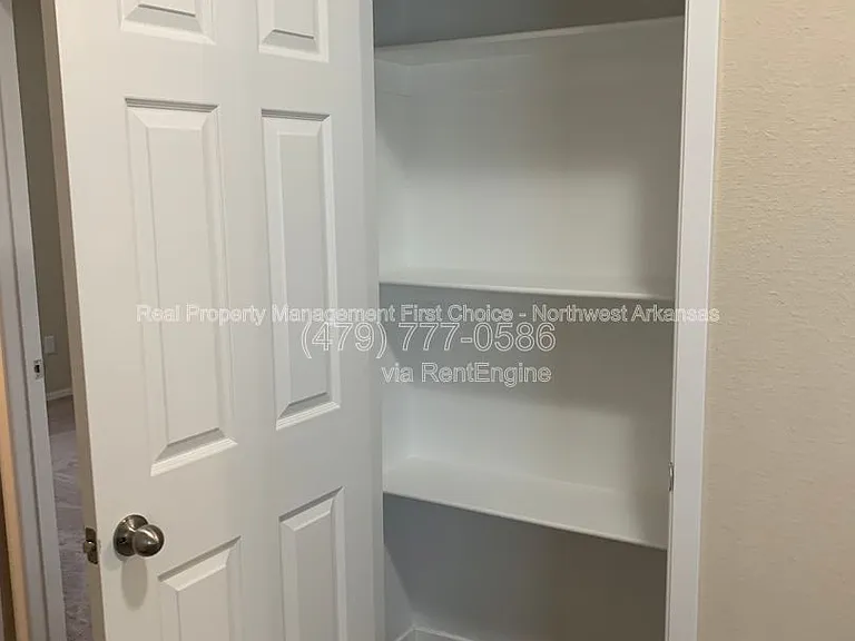 4401 Gallatine Ave — Photo 23