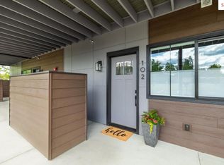 50 Carnelian Ave #102, Ponderay, ID 83852