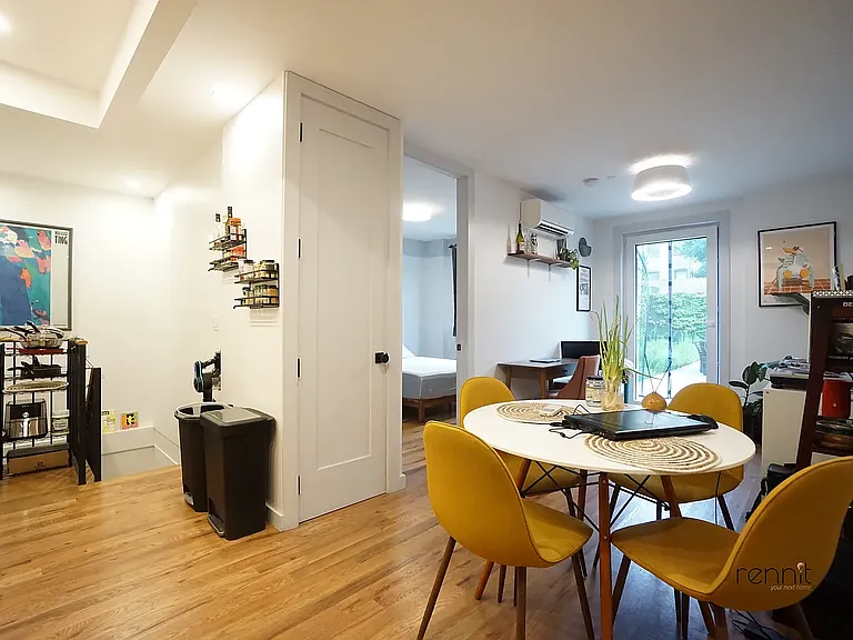 774 Lexington Ave #1B — Photo 5