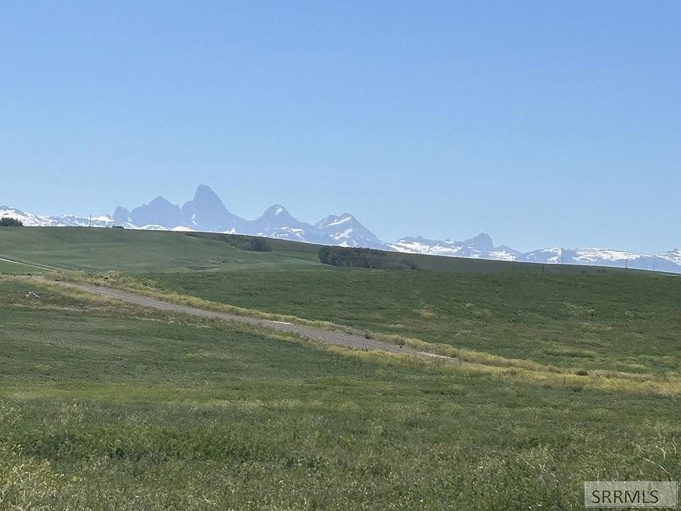 1st image of 4134 Mountain Shadows Ln