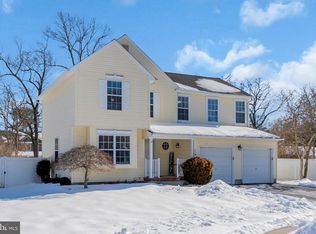 16 S Olympia Dr, Waretown, NJ 08758