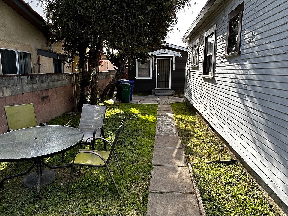1st image of 4376 41st St