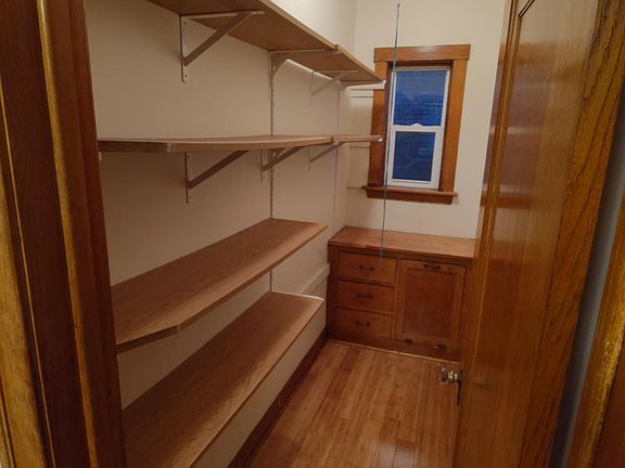 Spacious pantry.