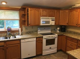 101 Oak St, Randolph, MA 02368