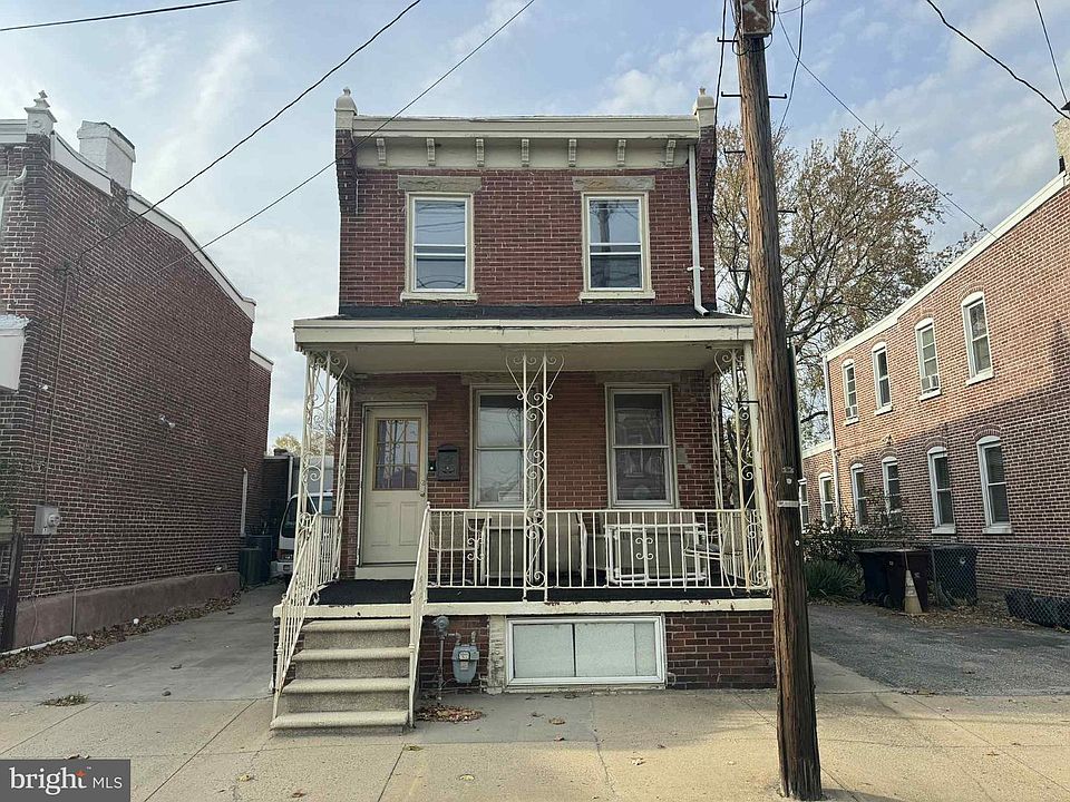 1st image of 609 S Heald St