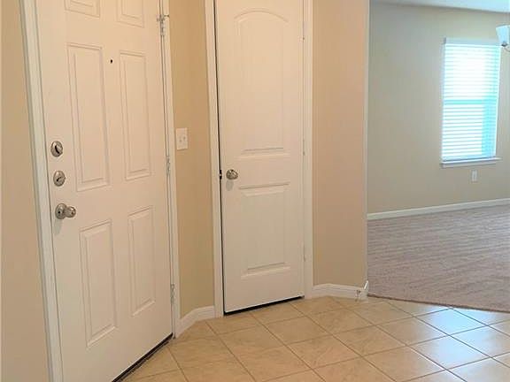 3rd image of 5717 Montrelia Dr