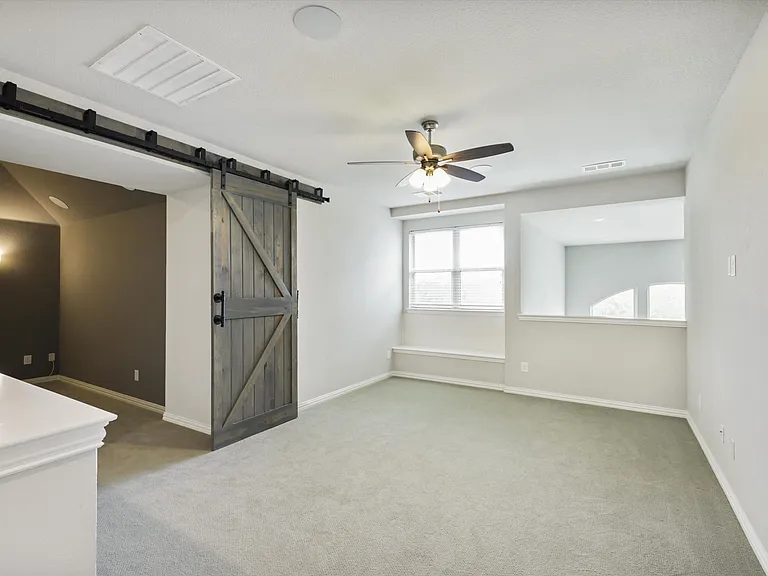 9920 Bitterroot Dr — Photo 16