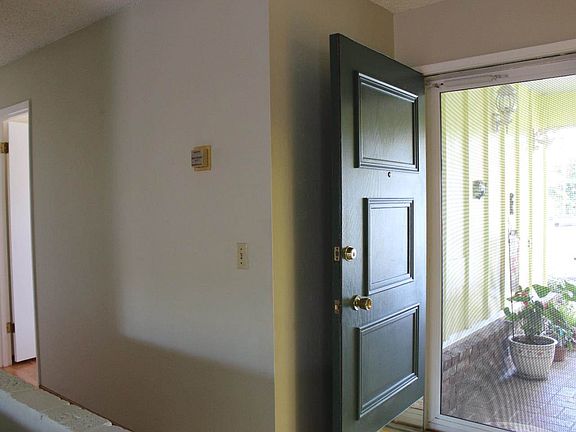 3rd image of 2125 Denise Dr