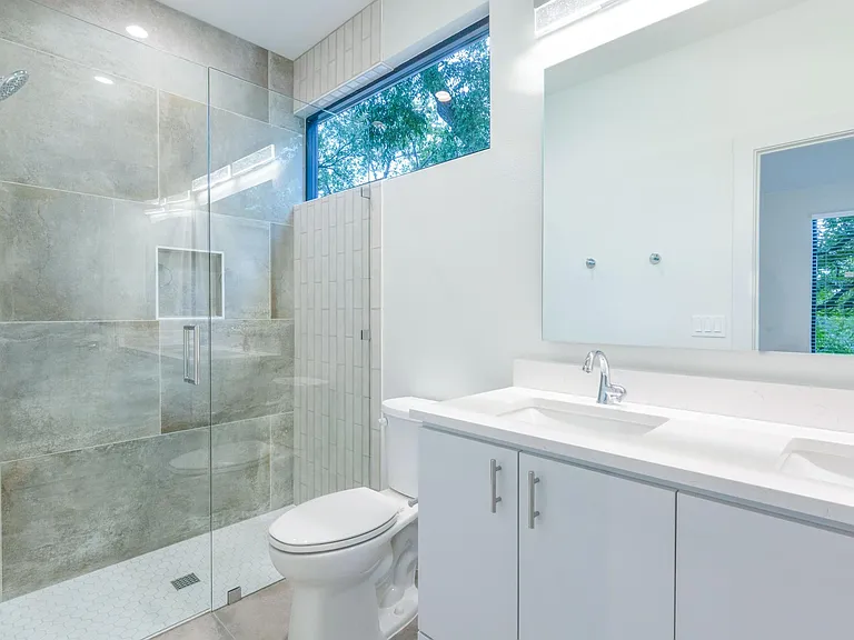 1116 Walton Ln #3 — Photo 8