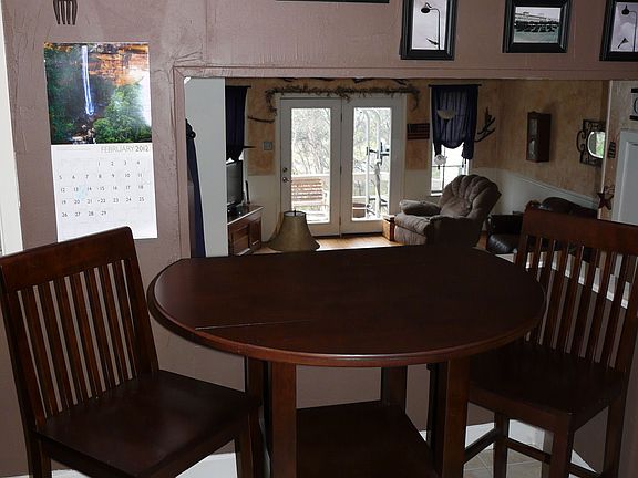 4th image of 4013 Wendy Oaks Dr