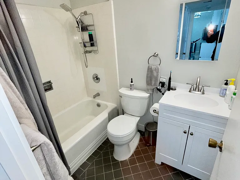 1601 Bridgeway #F — Photo 8