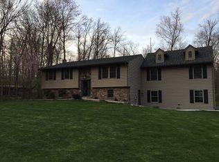 1334 Woodland Cir, Denver, PA