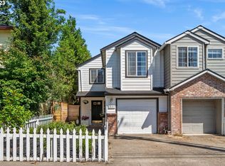 607 S Nevada St, Portland, OR 97219