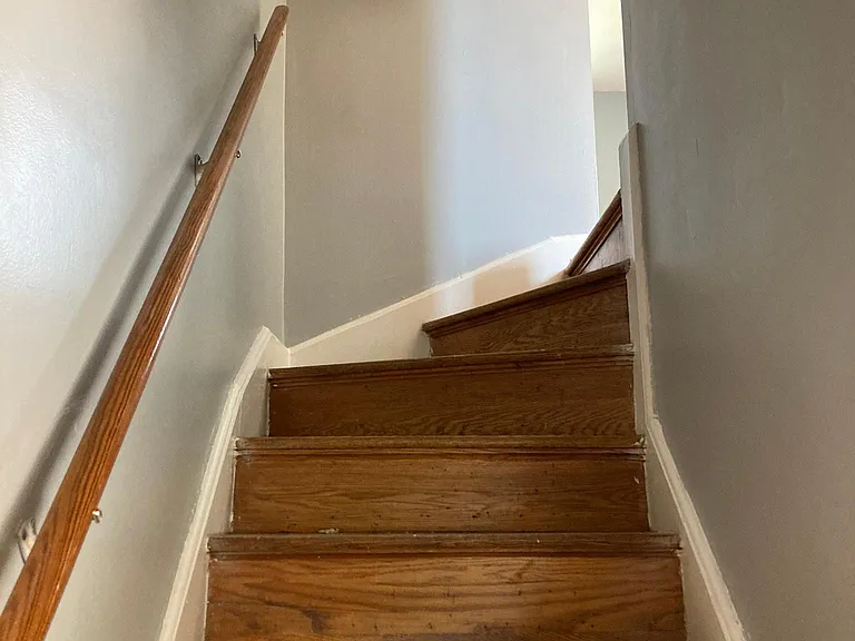 1061 Rockhill Ave — Photo 18