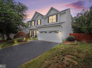 9224 Cynthia St, Manassas Park, VA 20111