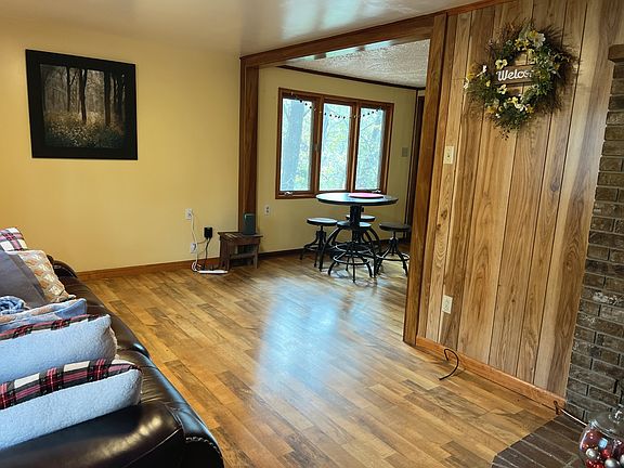 5th image of 129 Lakeshore Cir
