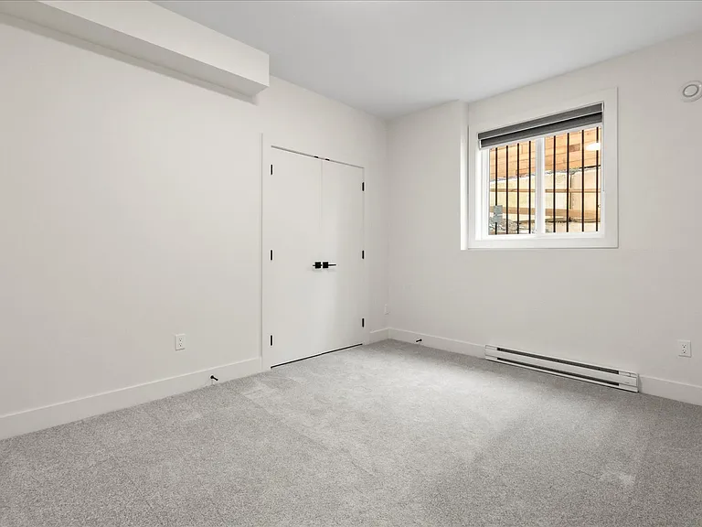 5988 Lindeman St #5B — Photo 3