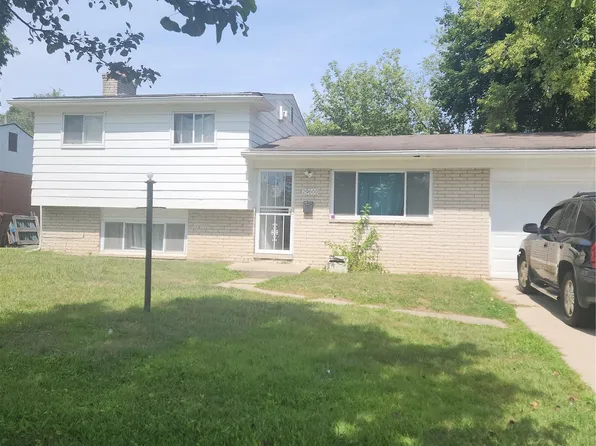 29600 Pine St, Inkster, MI 48141