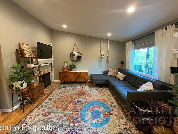 2nd image of 4368 42nd St APT 5